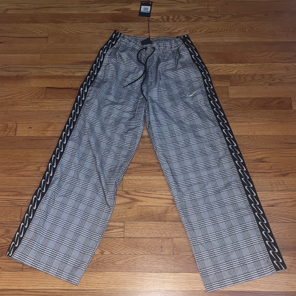 Nike Snap Windbreaker Pants